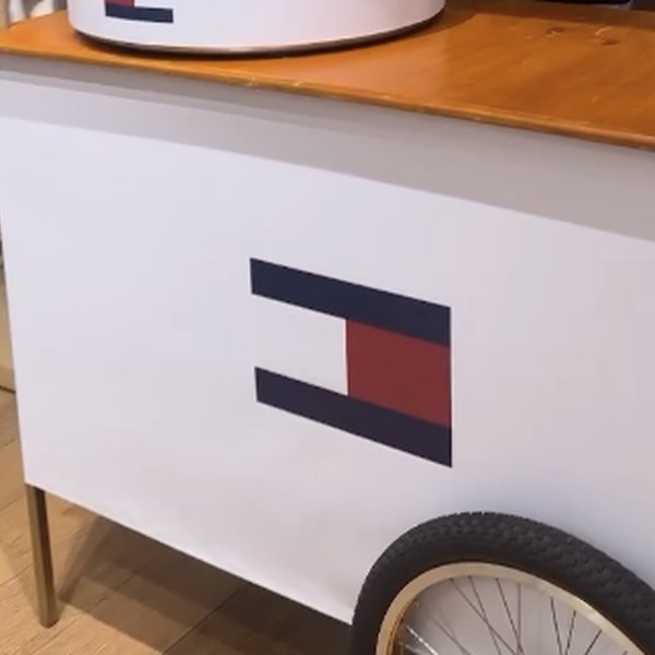 Carrito Tommy Hilfiger personalizado